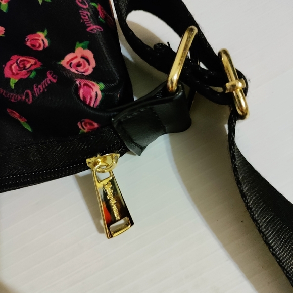 Vintage Juicy Couture Black Quilted Rose XL Duffle Travel Carry on Bag Purse - Picture 6 of 12